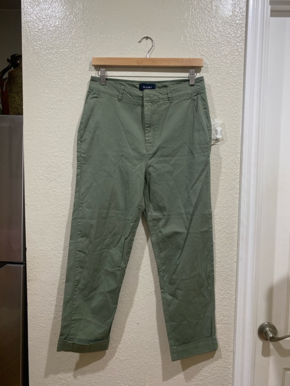 NWT The Script Matilde greens vert premium, cuffed cropped trouser Size 6